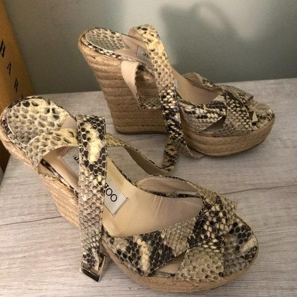 JIMMY CHOO NATURAL PYTHON SNAKE SKIN PLATFORM SANDALS SIZE 5 - Picture 1 of 8
